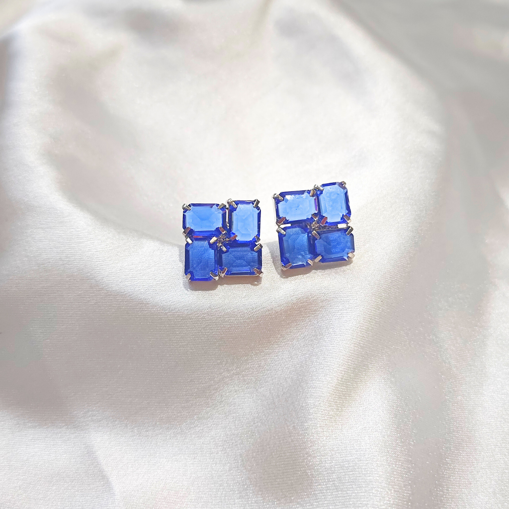 CUBIC ZIRCONIA EARRING -SQUARE SHAPED BLUE