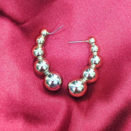 GOLDEN KOREAN HANGING EARRING