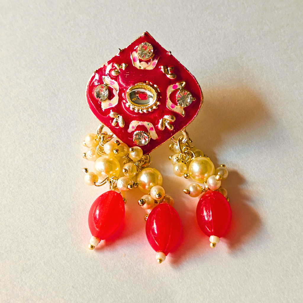 MINT POLISH DIAMOND SHAPED DARK PINK EARRING - Image 2