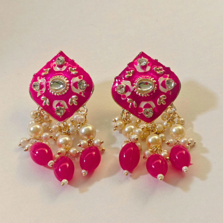 MINT POLISH DIAMOND SHAPED PURPLE EARRING