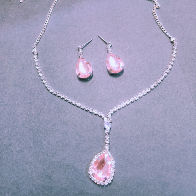 GLITTERING PINK AD PENDANT SET