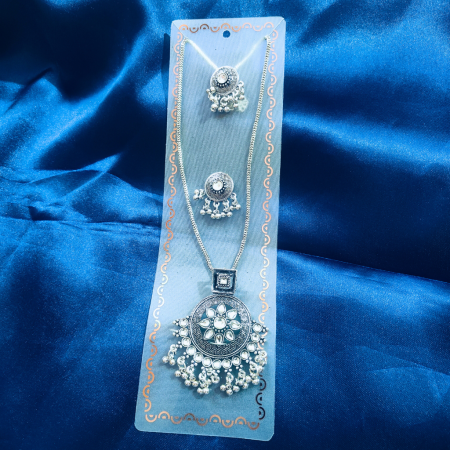 OXIDISED CIRCULAR SILVER PENDANT SET