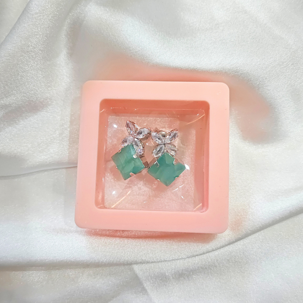 CUBIC ZIRCONIA EARRING - DIAMOND GREEN