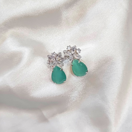 CUBIC ZIRCONIA EARRING -OVAL GREEN