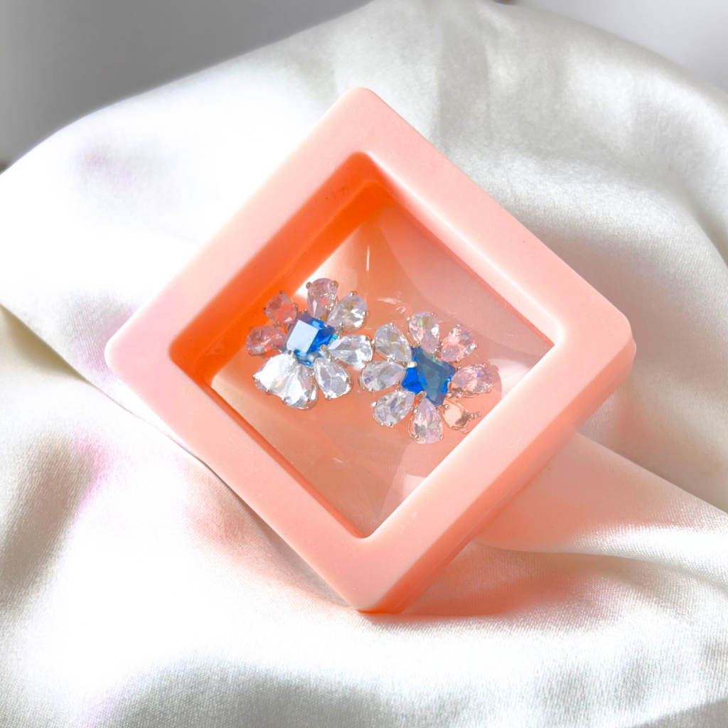 CUBIC ZIRCONIA EARRING - FLOWER BLUE