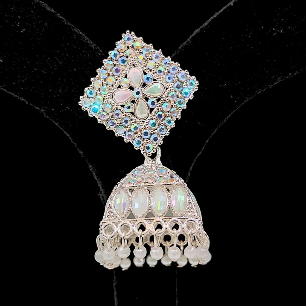 TRIANGLE WHITE JHUMKI EARRING - Image 2