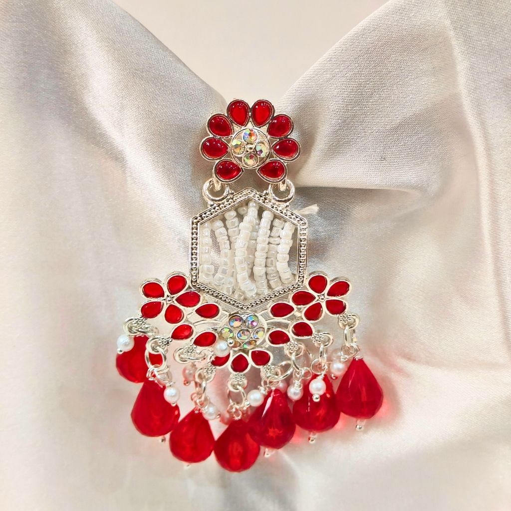 LONG RED PEARL TYPE EARRING - Image 3