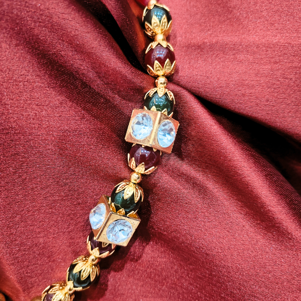 MULTI COLOR ROUND NECKLACE SET - Image 3