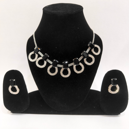 RECTANGLE BLACK NECKLACE SET