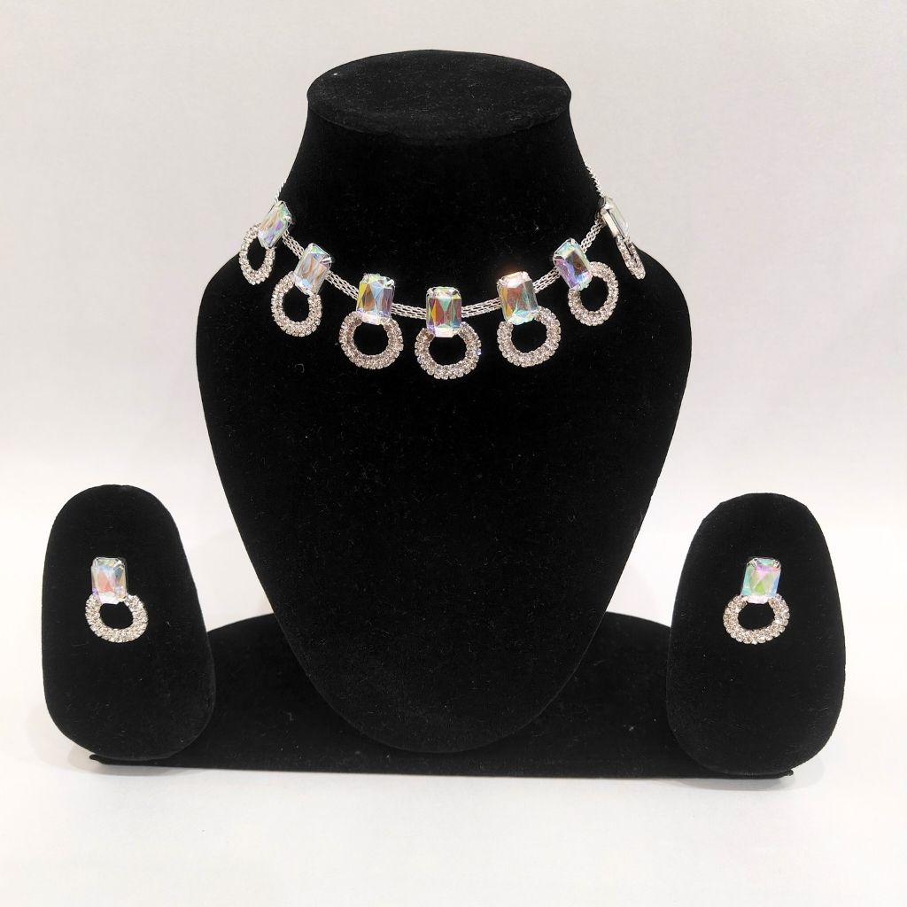 RECTANGLE WHITE NECKLACE SET