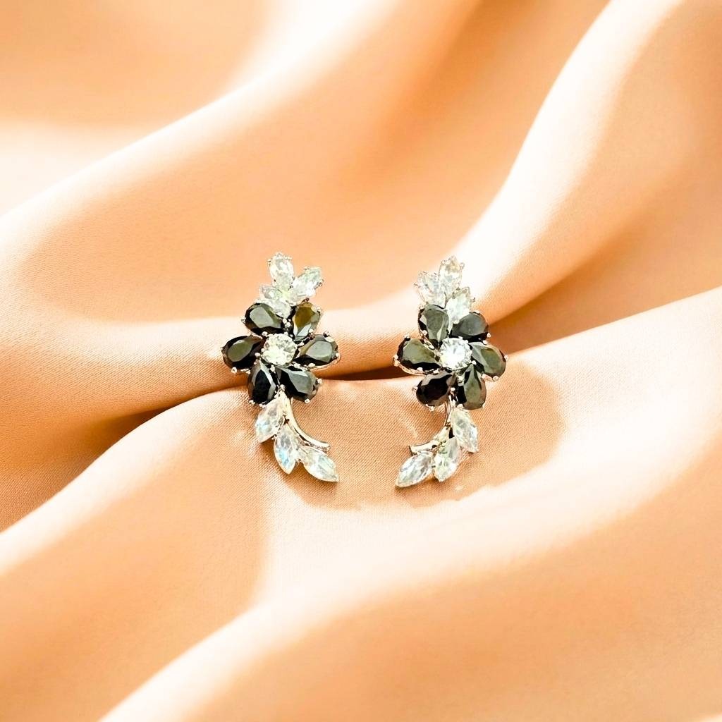 LEAF CUT ZARKAN BLACK EARRING